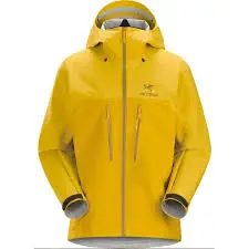 Exploring the Impact of Arc’teryx on Outdoor Apparel