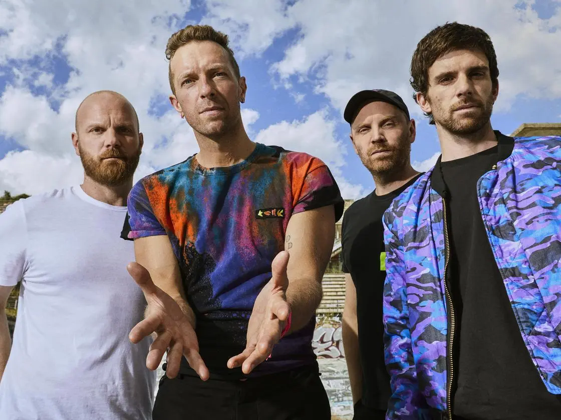 Exploring the Phenomenon of Coldplay in Today’s Music Scene