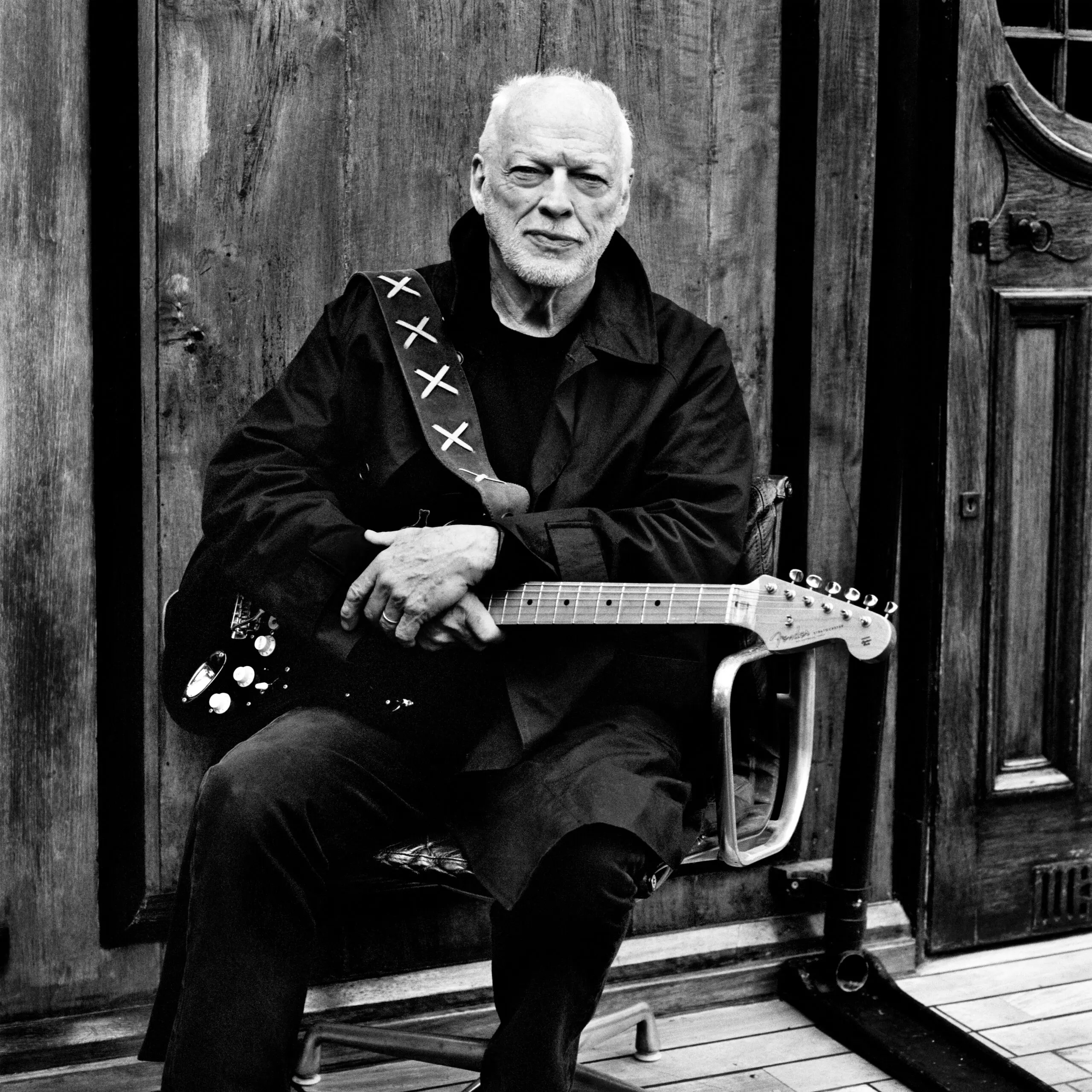 David Gilmour: The Musical Legacy of Pink Floyd’s Guitar Virtuoso
