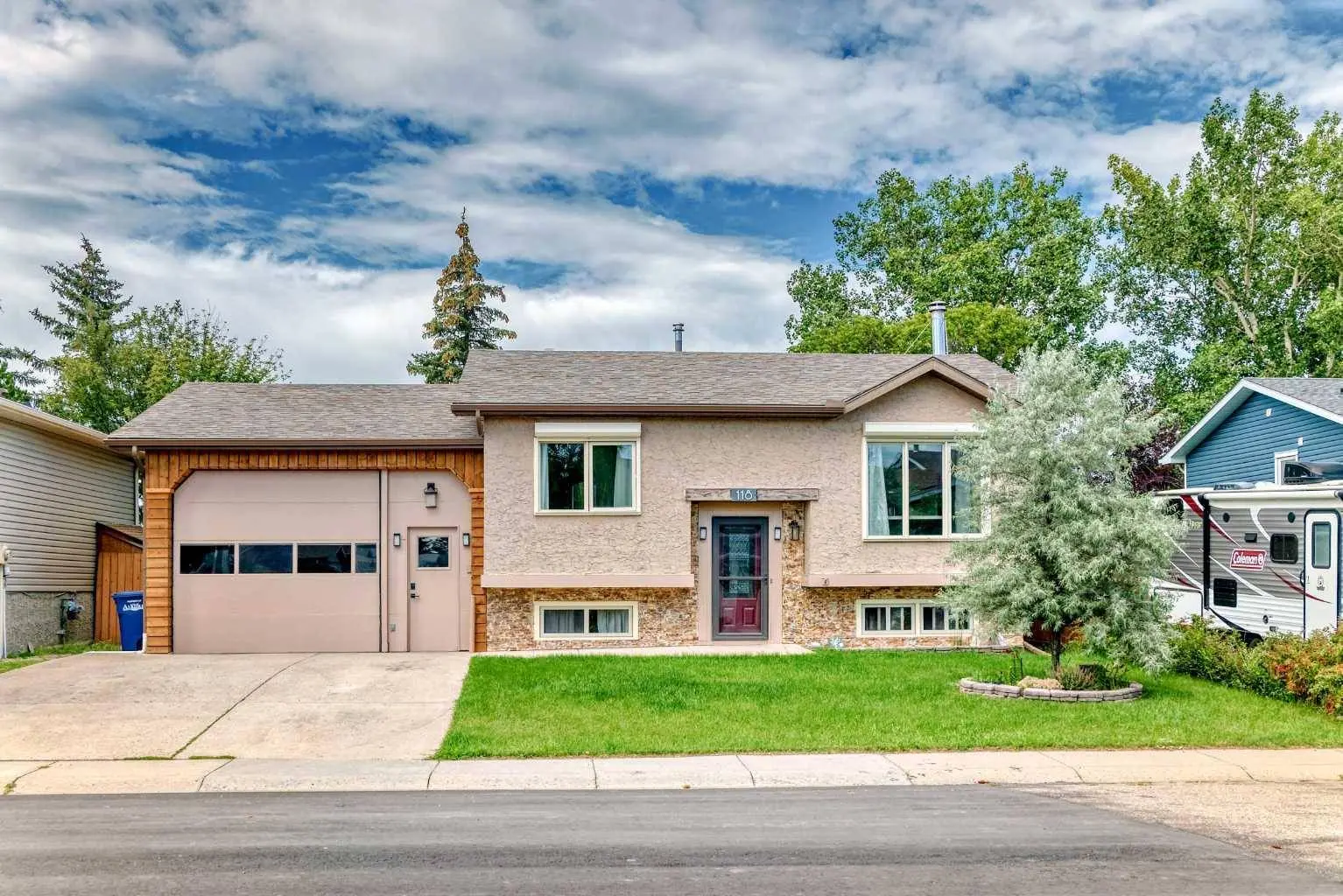 Exploring Hamilton Drive in Airdrie: A Growing Community