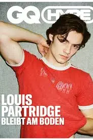 The Rise of Louis Partridge: A Promising Young Actor