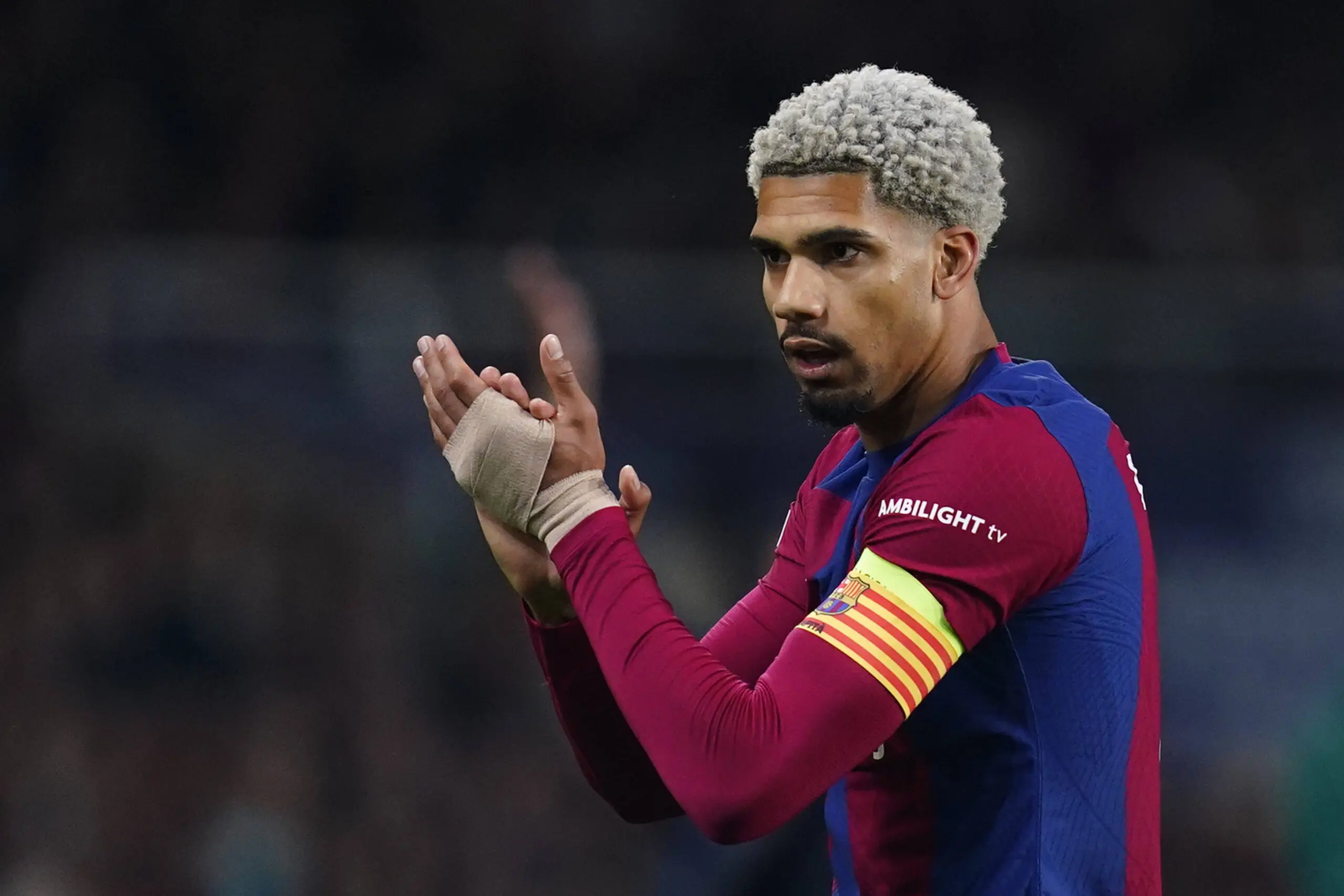 The Rise of Ronald Araújo in the World of Football