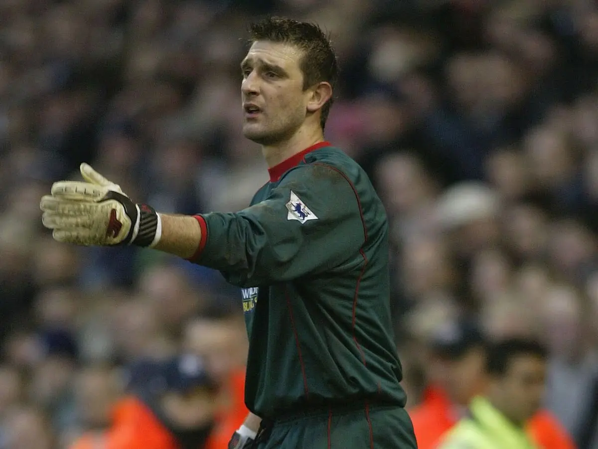 The Legacy of Russell Hoult: A Goalkeeper’s Journey