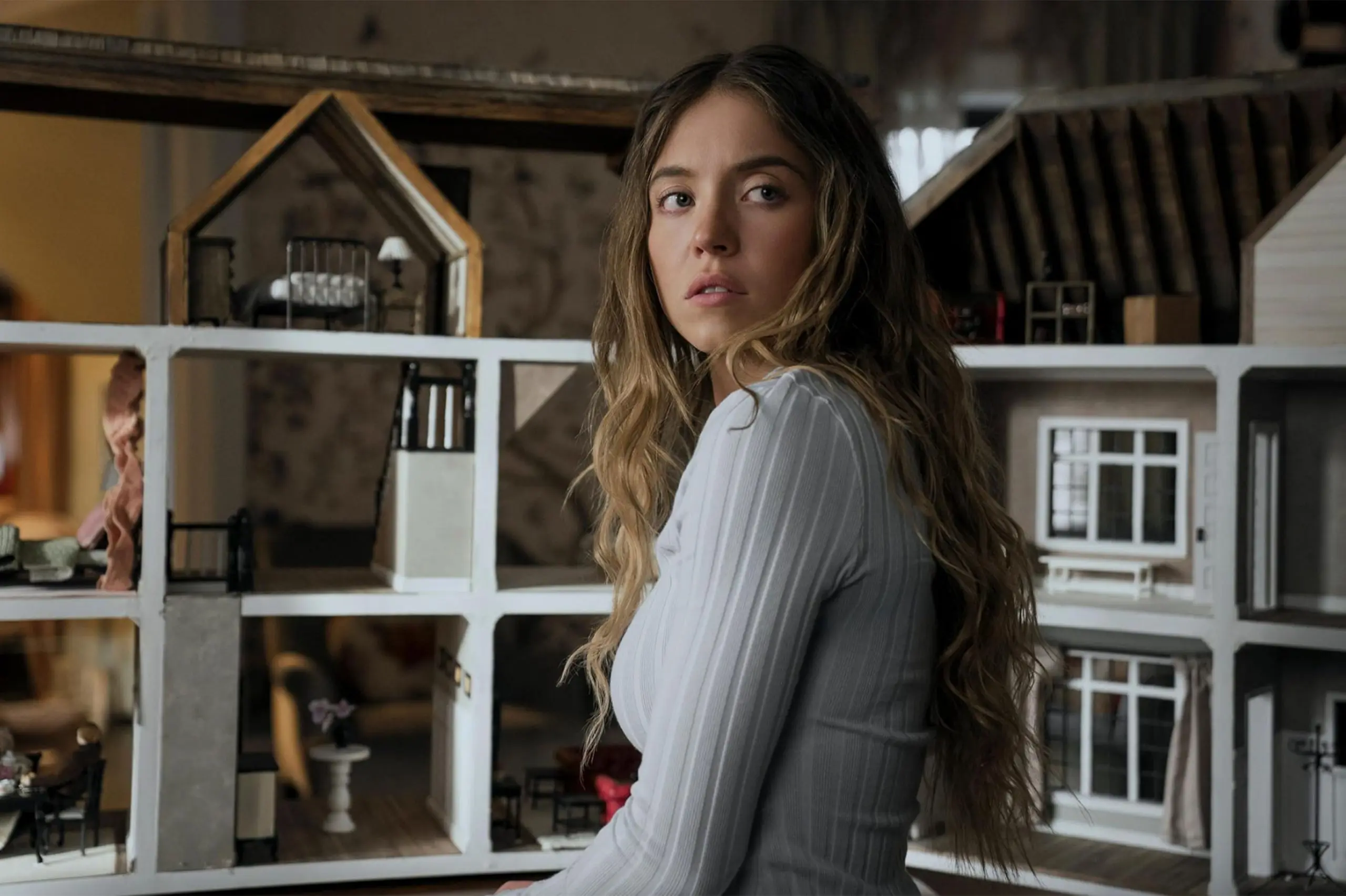 Exploring Sydney Sweeney’s Role in ‘The Housemaid’