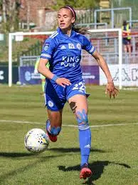 Ashleigh Plumptre: An Inspiring Journey in Women’s Football