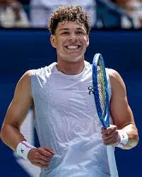Ben Shelton: A Look at the Rising Star’s Journey in Tennis