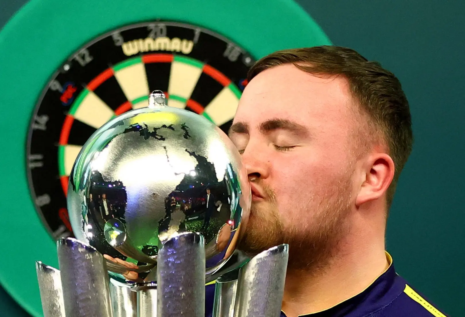 Excitement Builds for the Darts Final Tonight