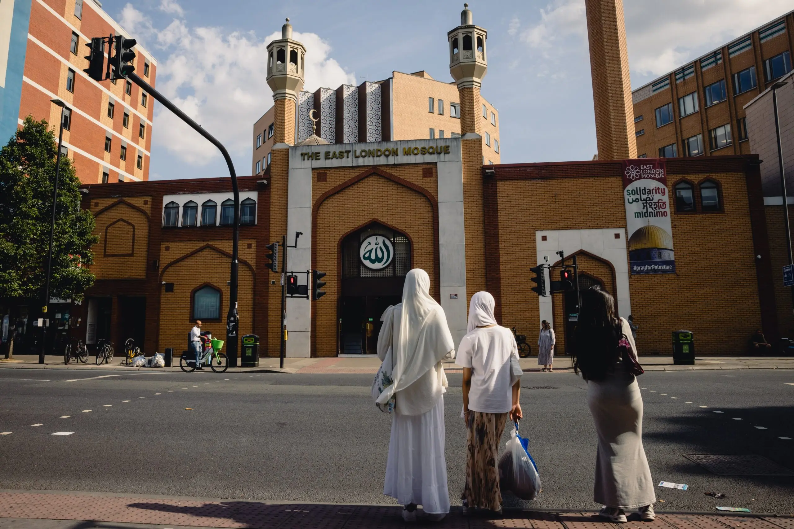Exploring the East London Mosque: A Community Hub