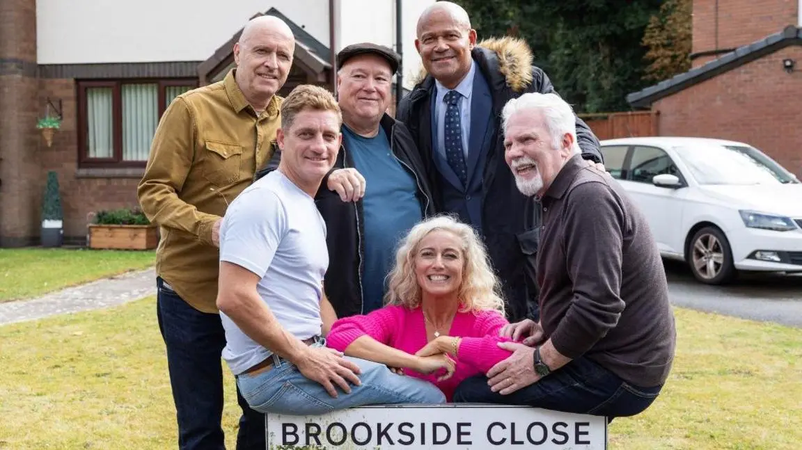 Hollyoaks and Brookside: The Exciting Crossover Episode