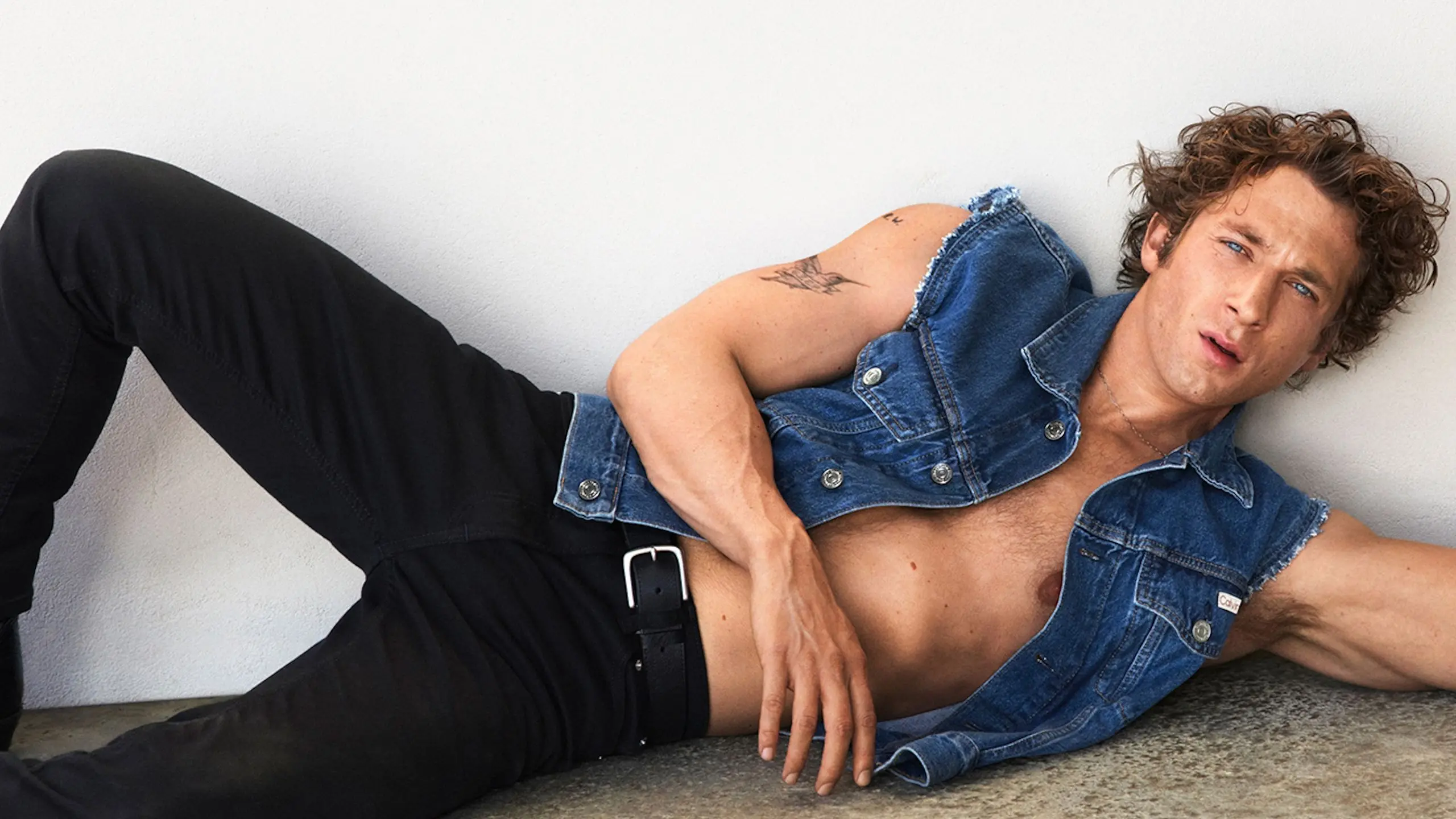 The Rising Star: Jeremy Allen White’s Journey in Hollywood