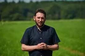 Jon Richardson: Comedian and TV Personality Updates