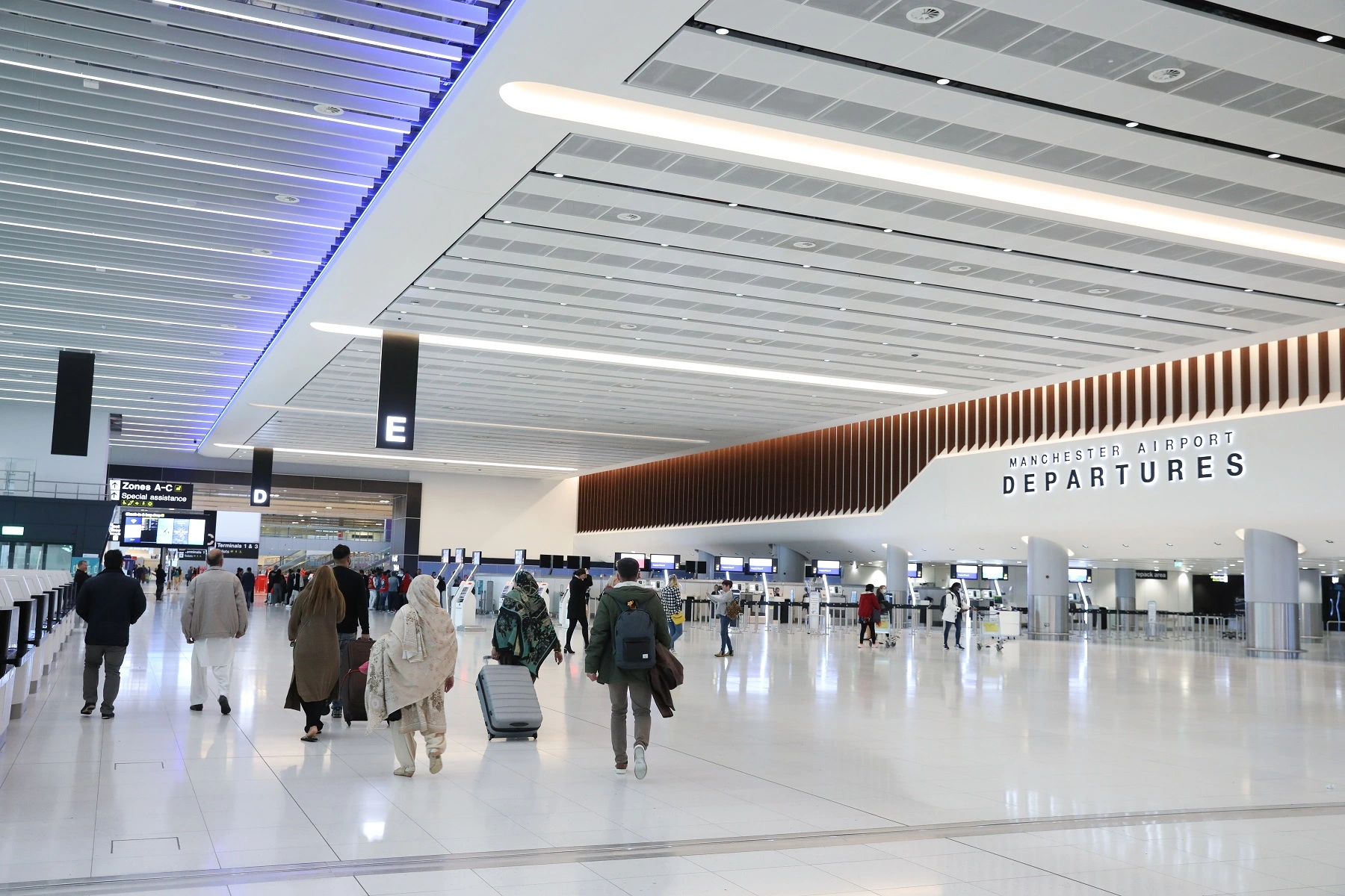 Guide to Manchester Airport Departures