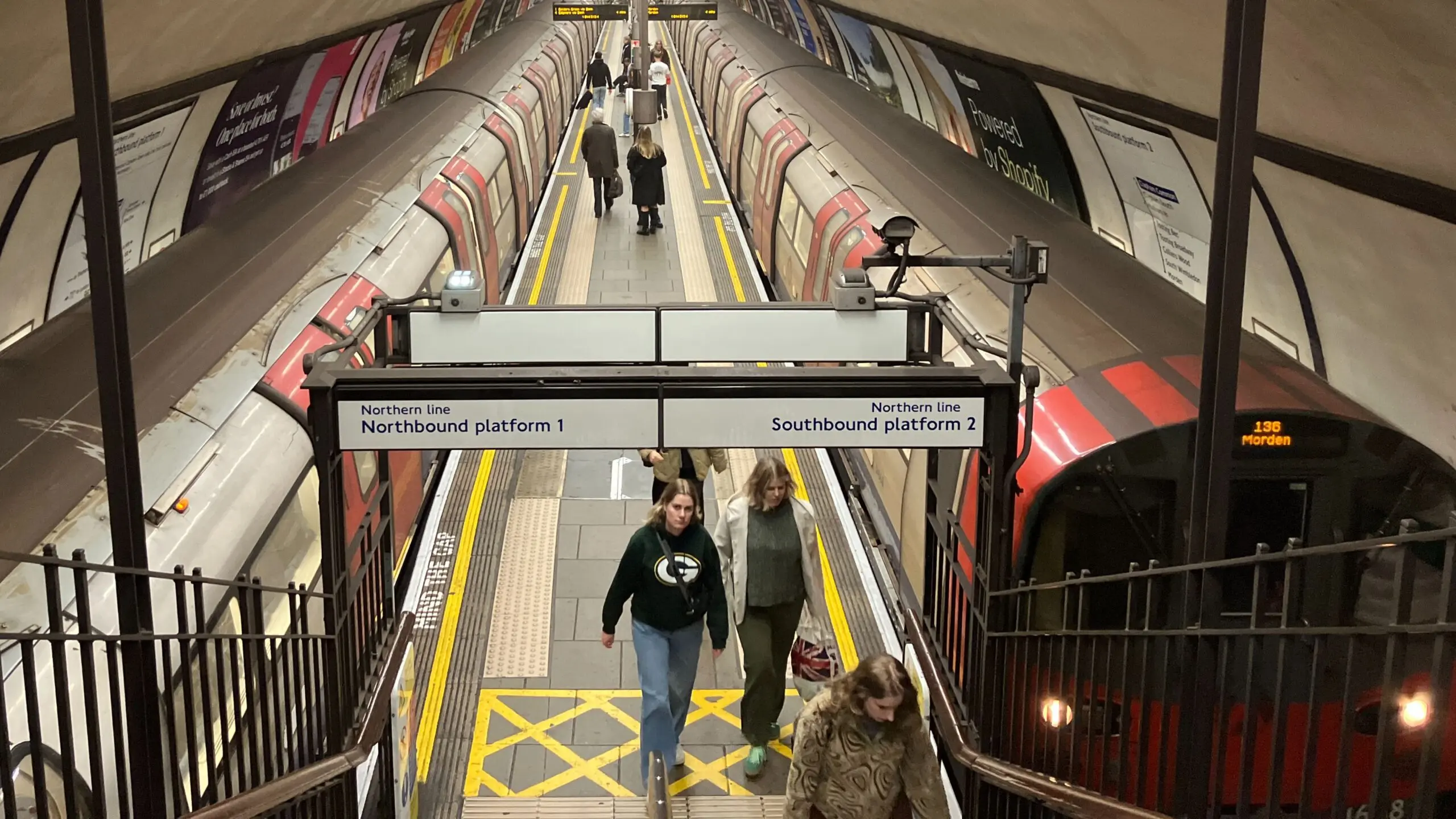 Ongoing Northern Line Delays Affecting Commuters in London