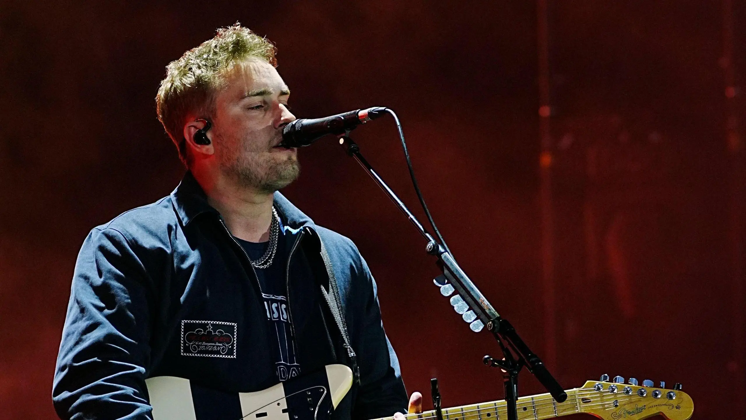 The Rise of Sam Fender: An Emerging Music Icon