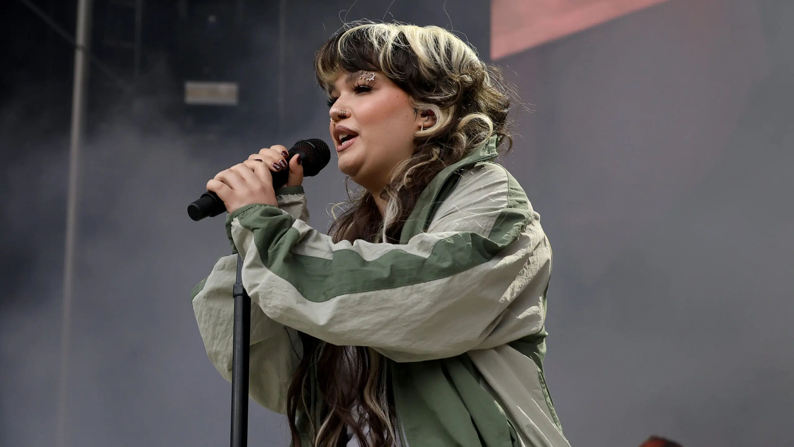 Lola Young: The Bright Future of a Promising Singer