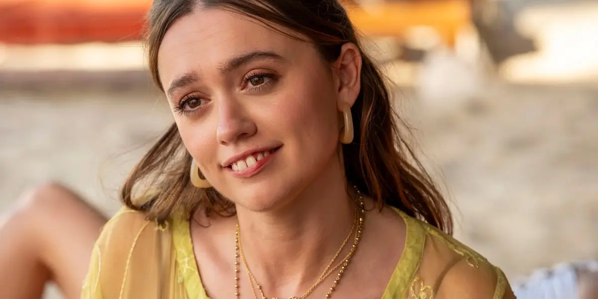 Aimee Lou Wood: A Bright Star in British Drama