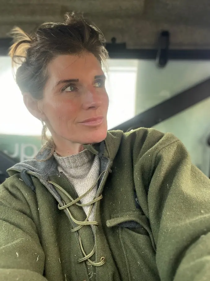 The Inspiring Journey of Amanda Owen, Yorkshire Shepherdess