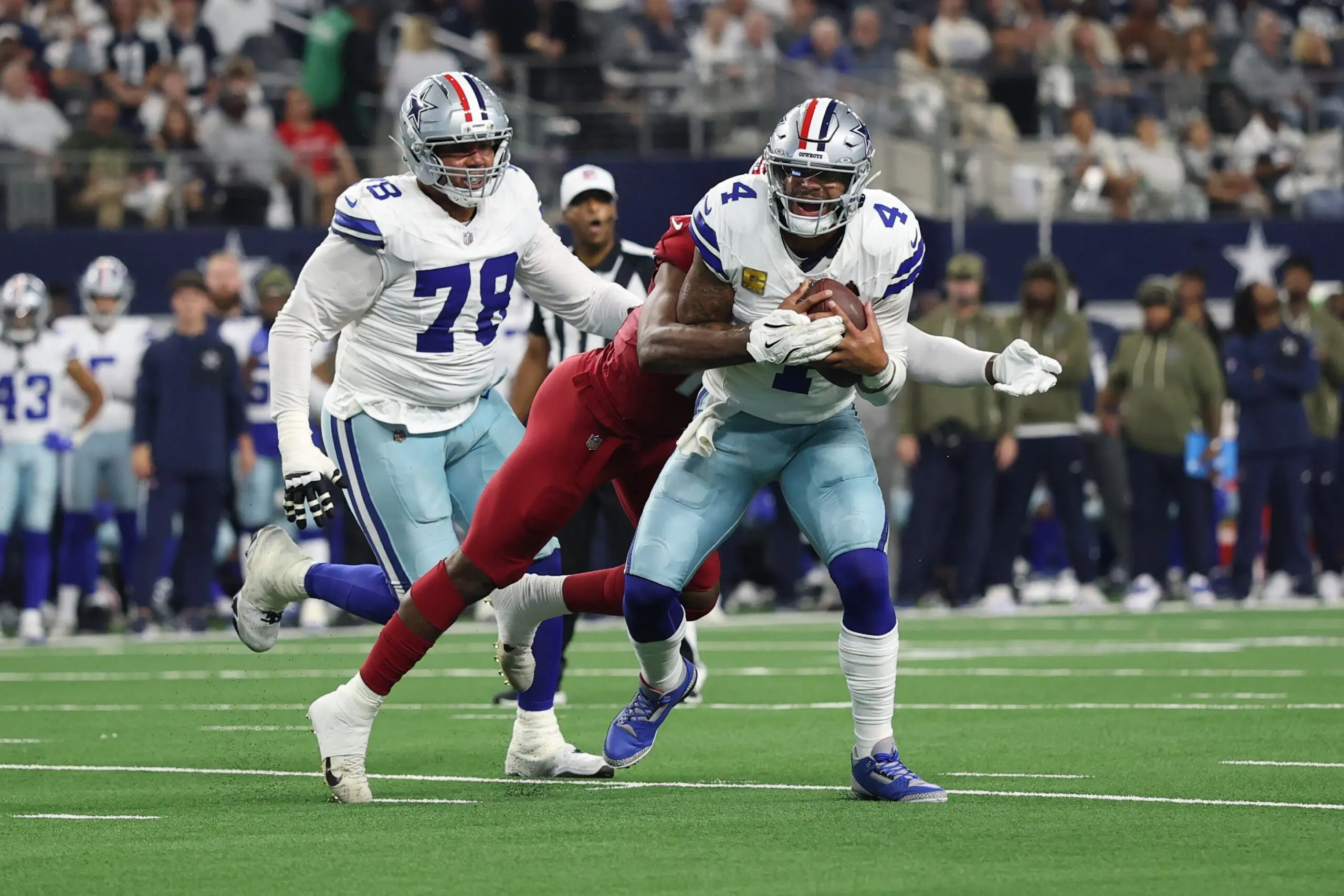 The Intense Rivalry: Cowboys vs Cardinals in the NFL