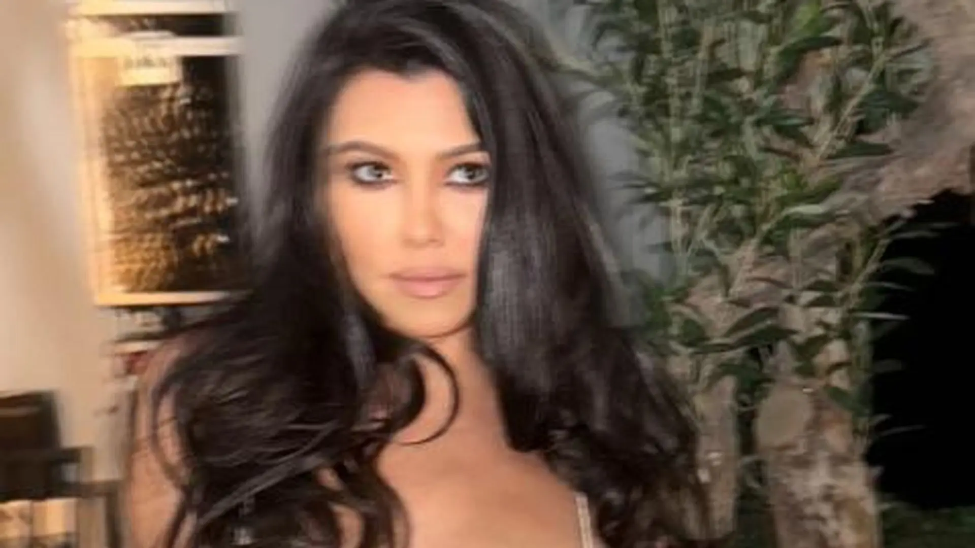 All About Kourtney Kardashian: News and Highlights