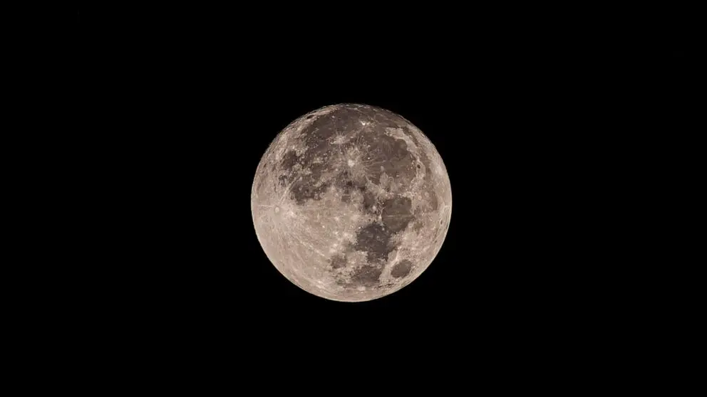 What to Expect from the Moon Tonight