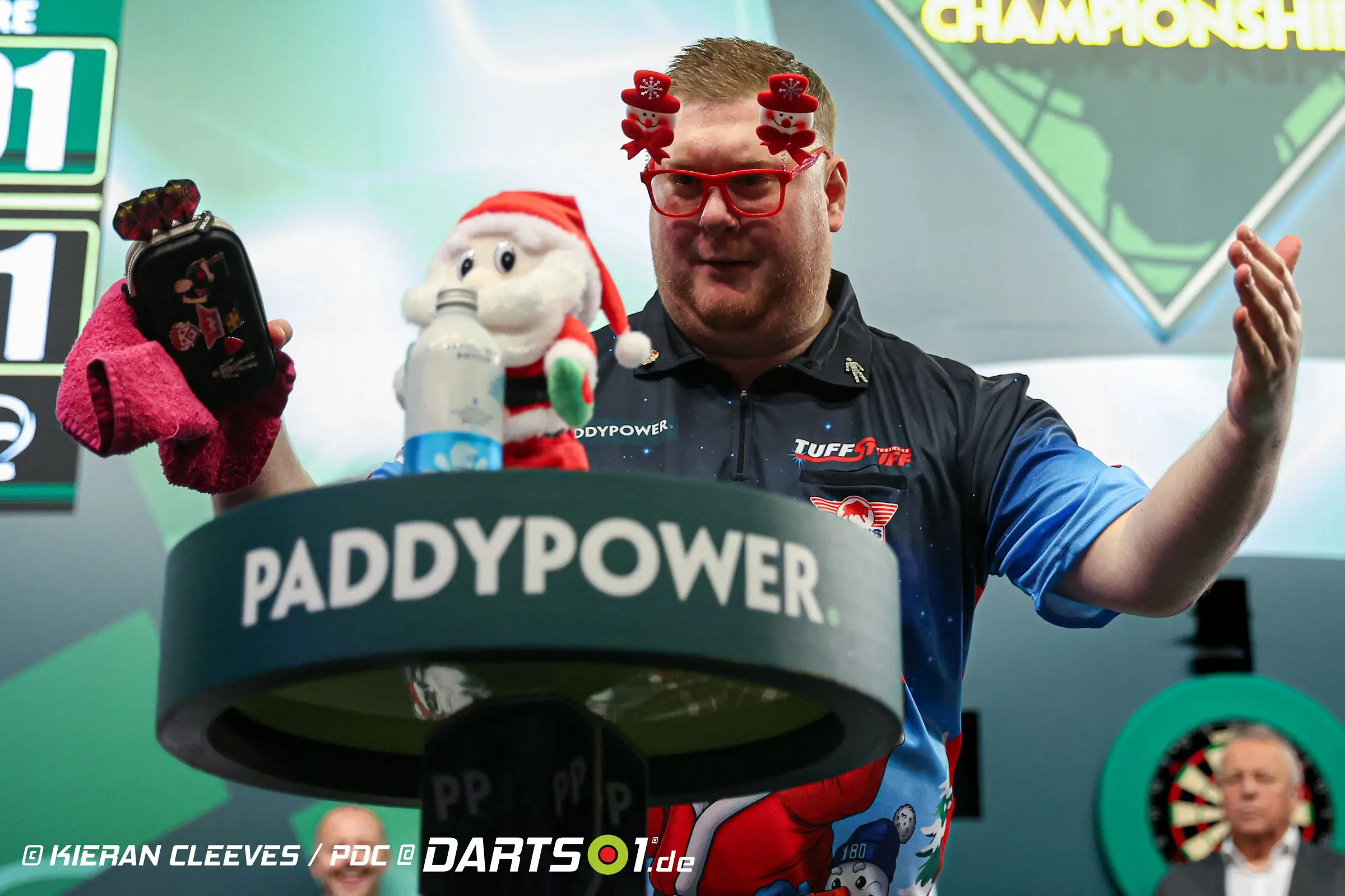 Ricky Evans: The Rising Star of Darts