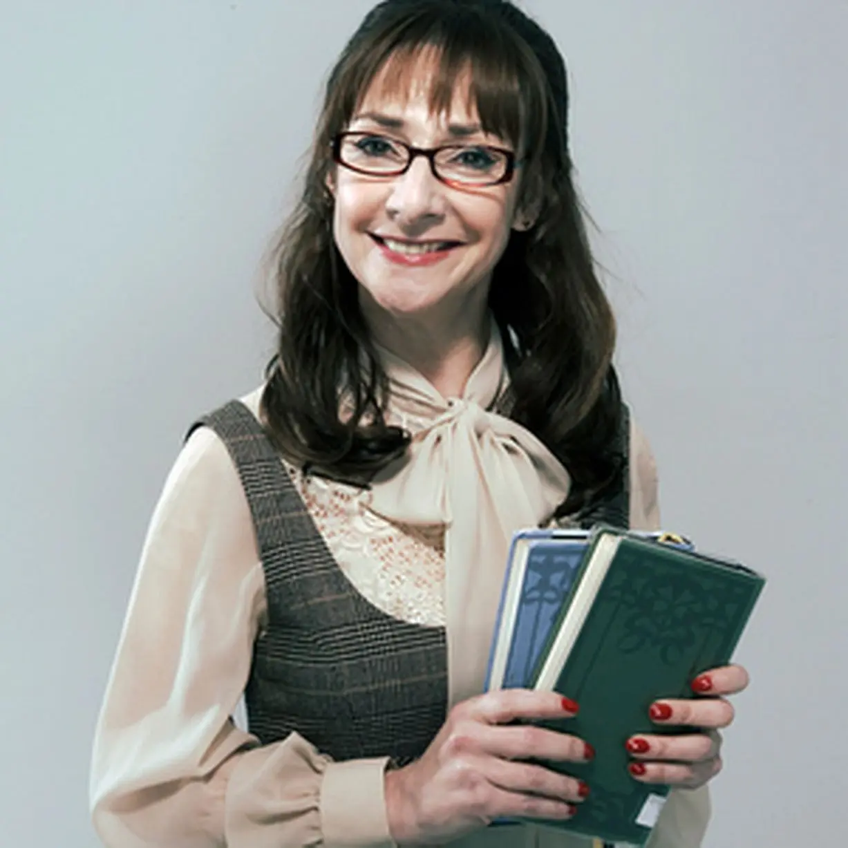 An Insight into the Life of Pauline McLynn