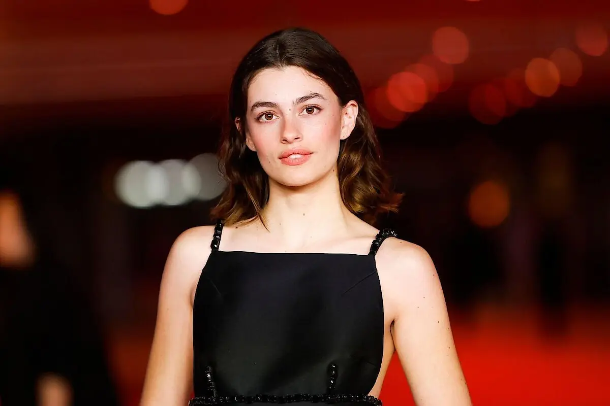 Meet the Cast of ‘The Abandons’: A Star-Studded Lineup