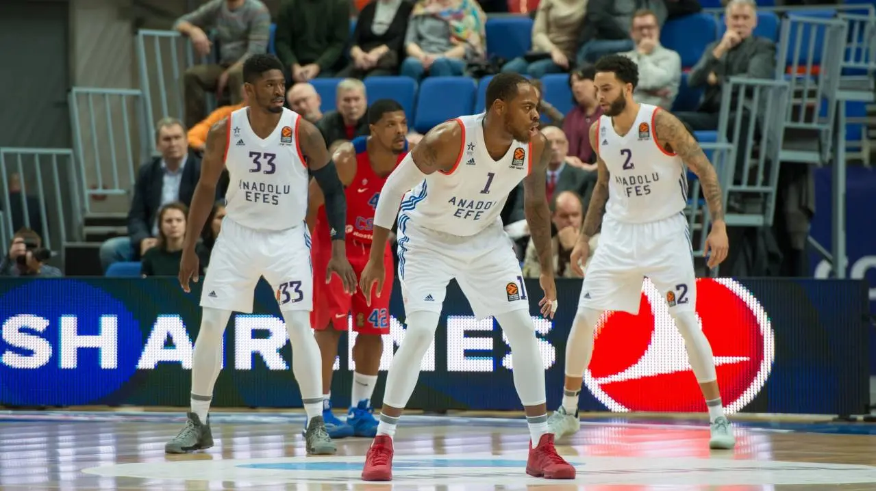 Anadolu Efes vs Žalgiris: A EuroLeague Clash to Remember