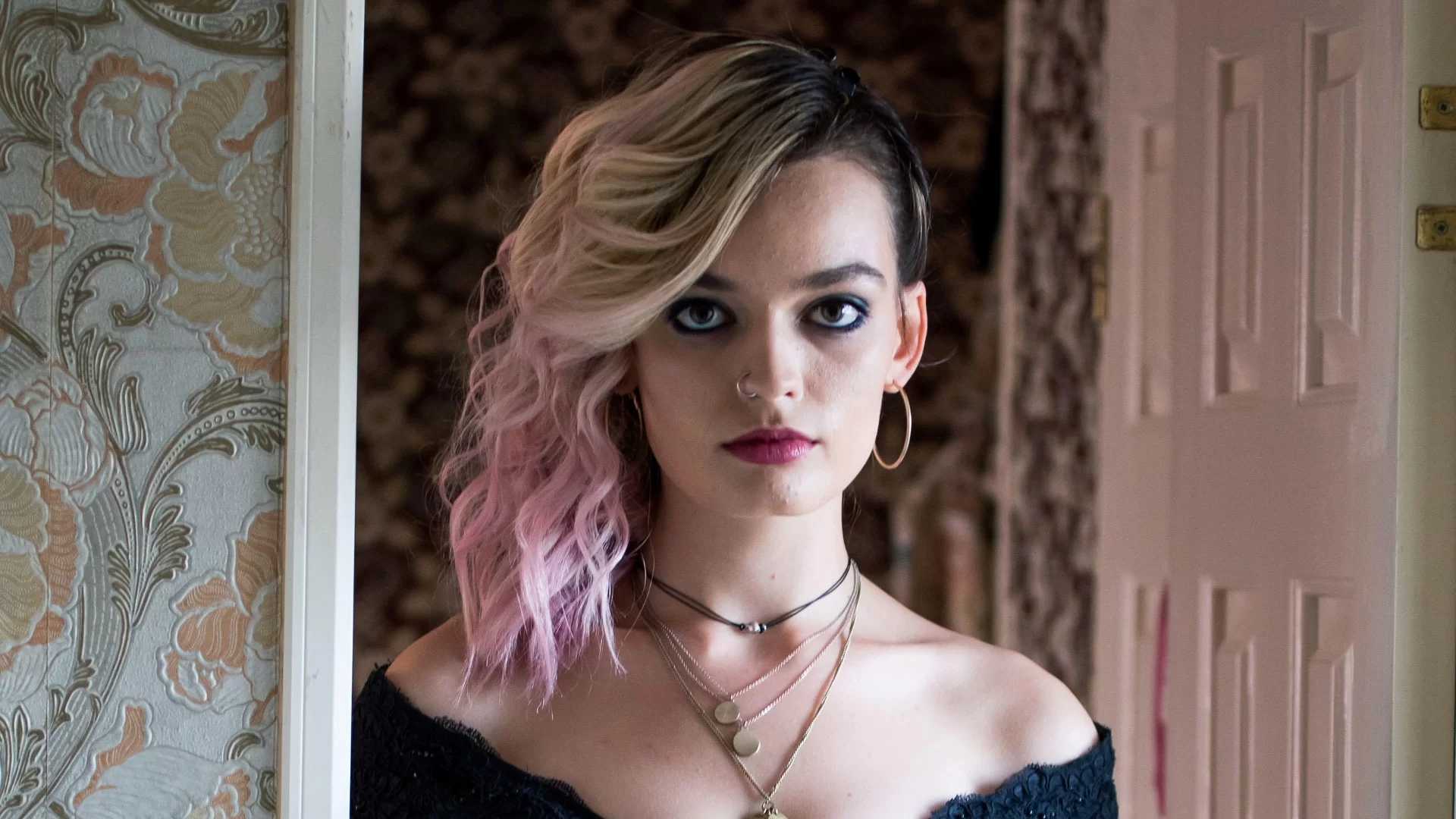 Emma Mackey: The Next Big Thing in Entertainment