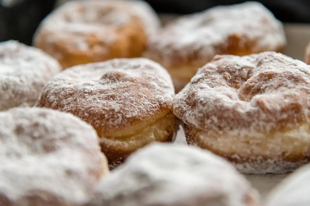 The Tradition of Fat Thursday in Poland