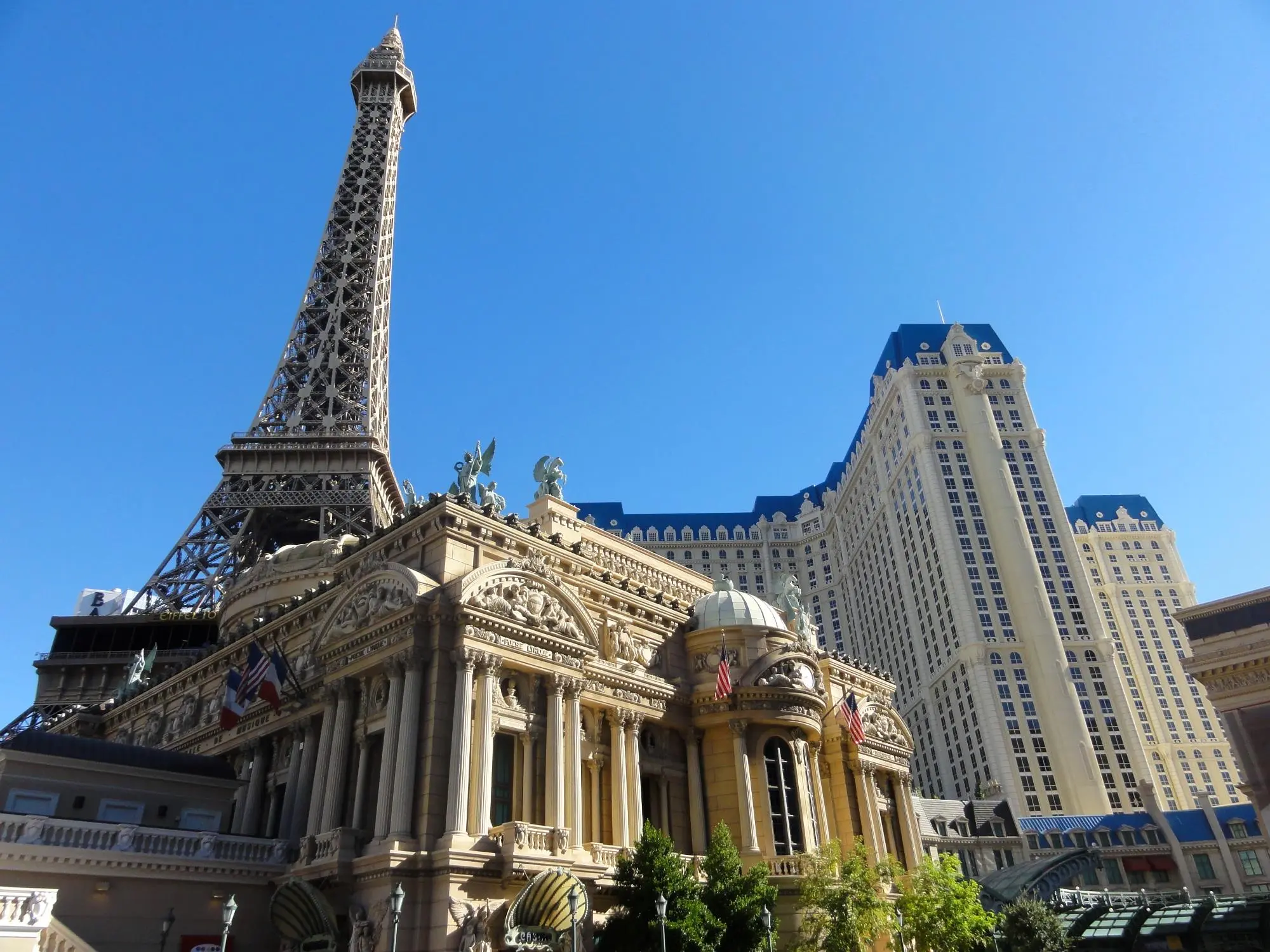 Finding Affordable Flights to Vegas for Your Next Trip