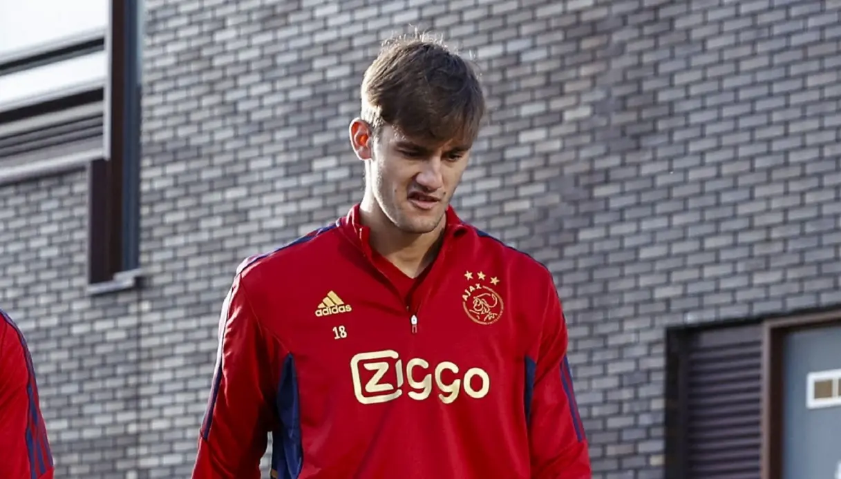 The Rise of Lorenzo Lucca in European Football