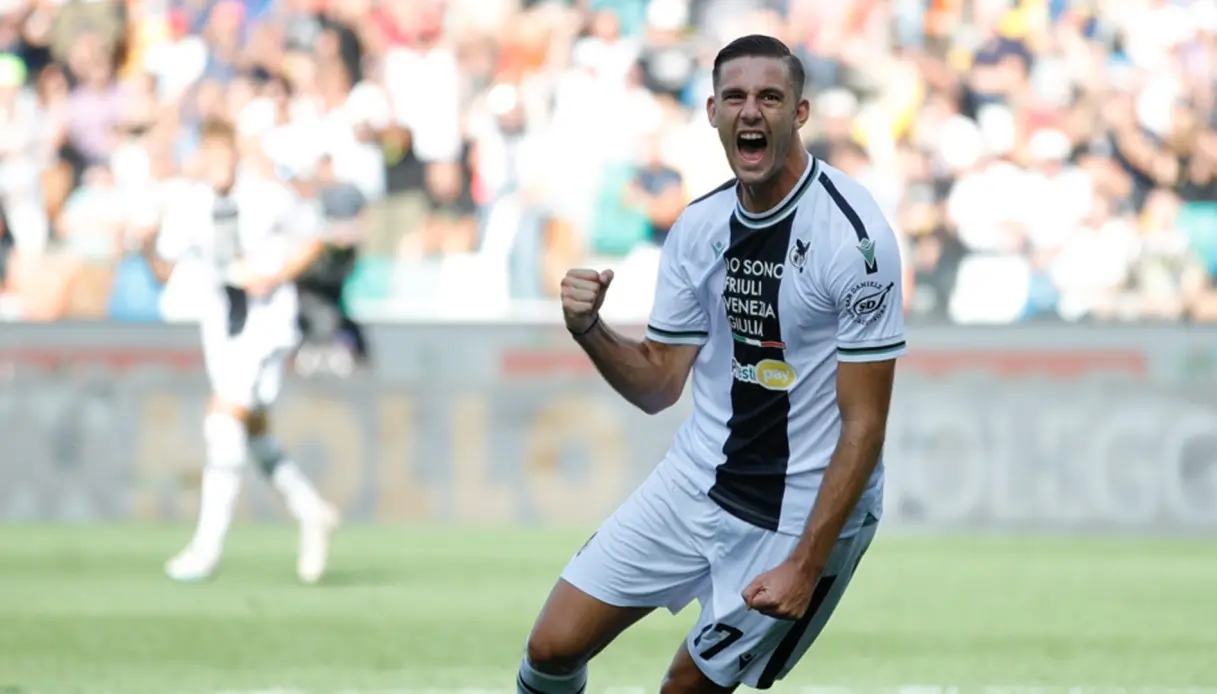 Lorenzo Lucca: The Upcoming Football Sensation