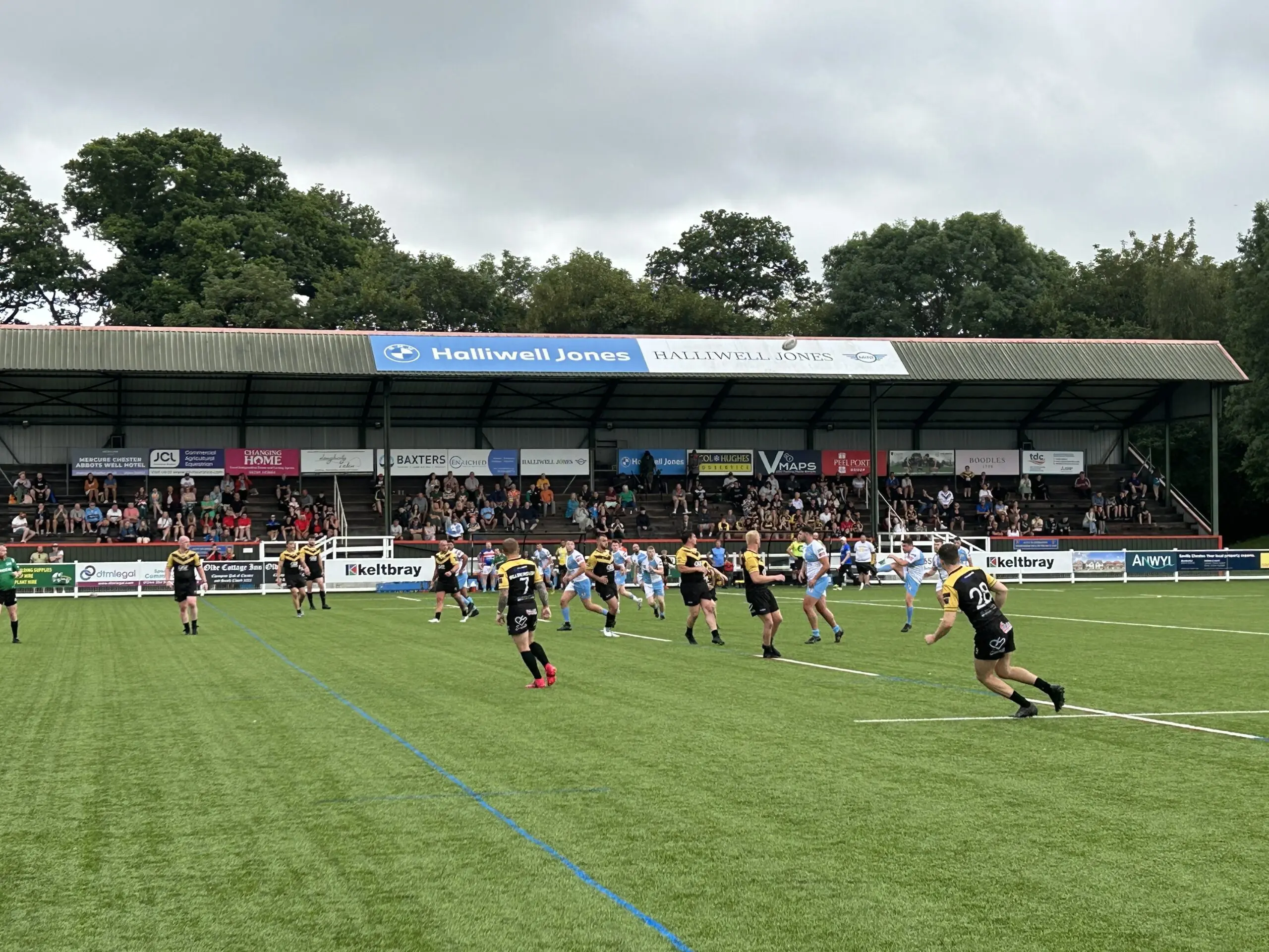 North Wales Crusaders vs Leopards: A Thrilling Clash