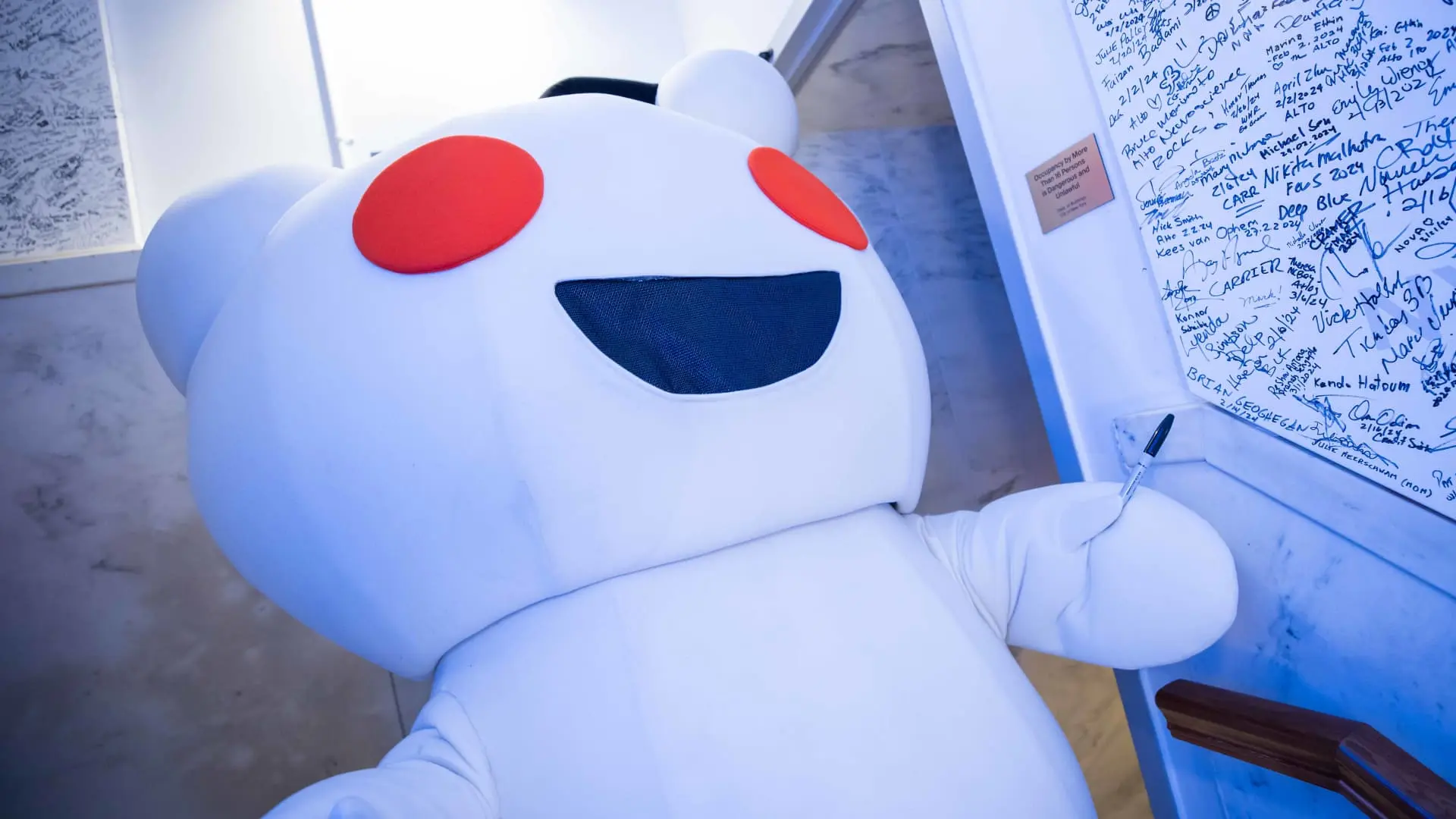 Exploring the Growth and Impact of Reddit