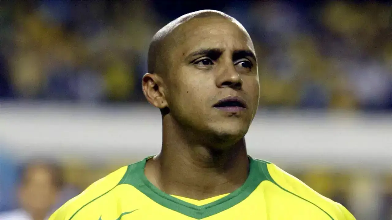 The Legacy of Roberto Carlos in Football History