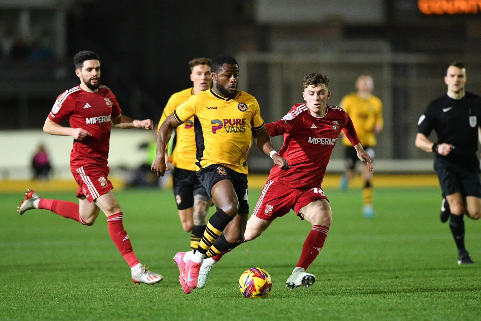 Swindon Town vs Newport County: Key Match Preview
