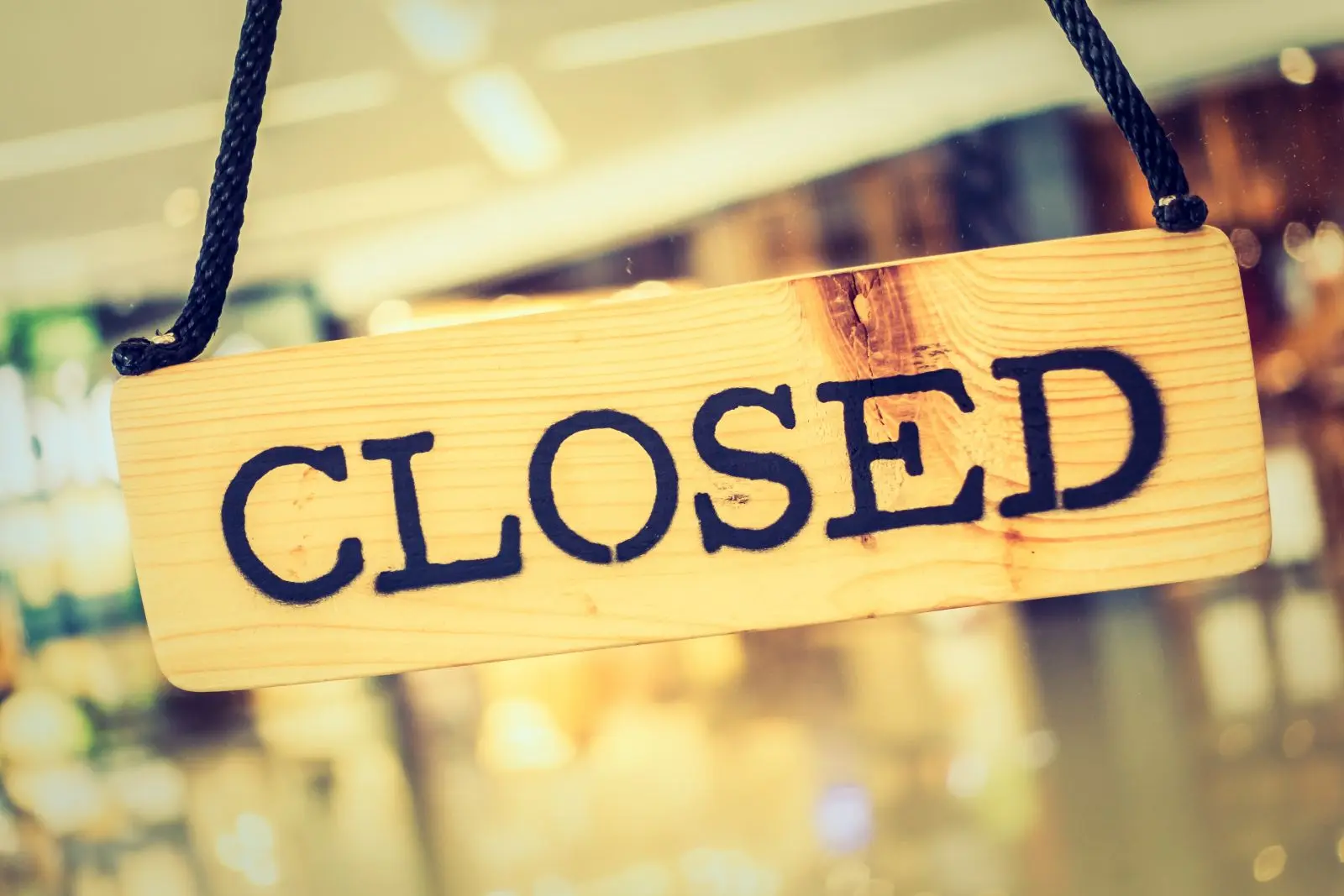 Major UK Travel Company Collapses, Leaving Customers Stranded