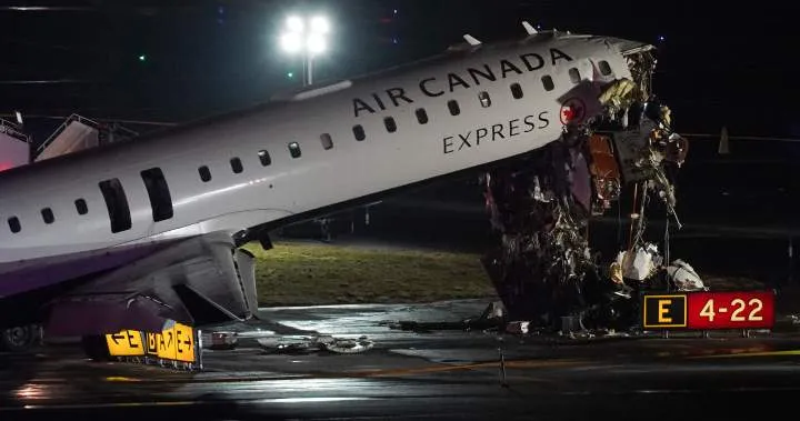 Air canada crash: What Happened in the  at LaGuardia Airport?