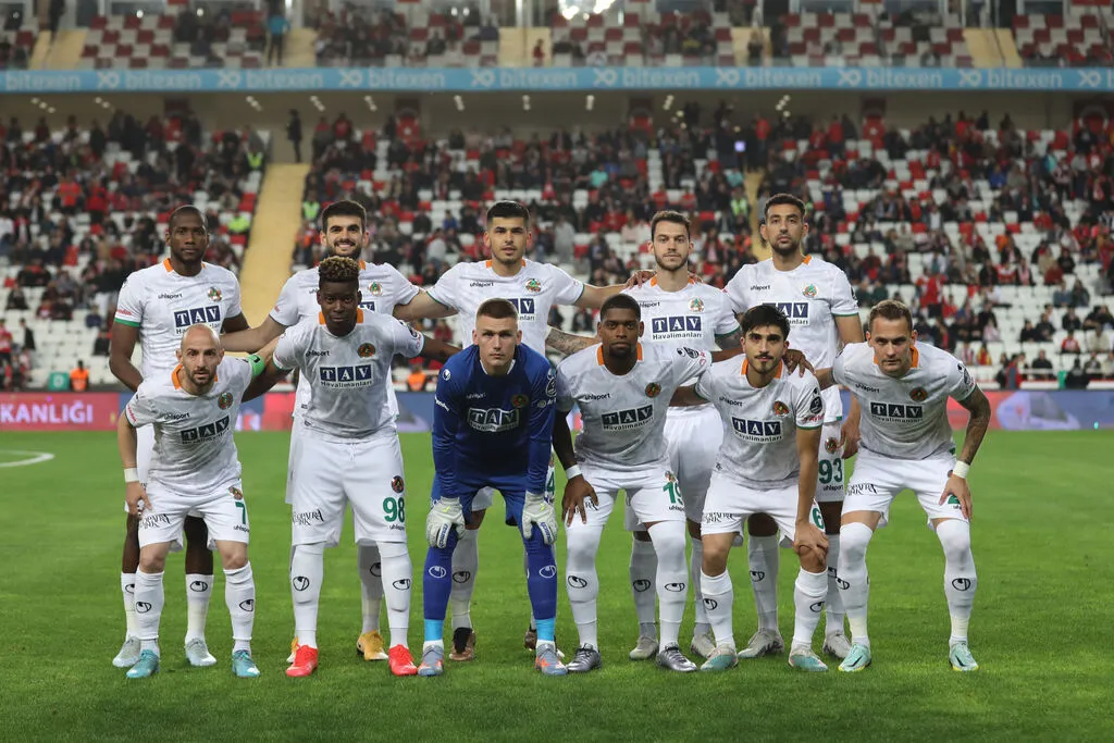 Alanyaspor vs galatasaray