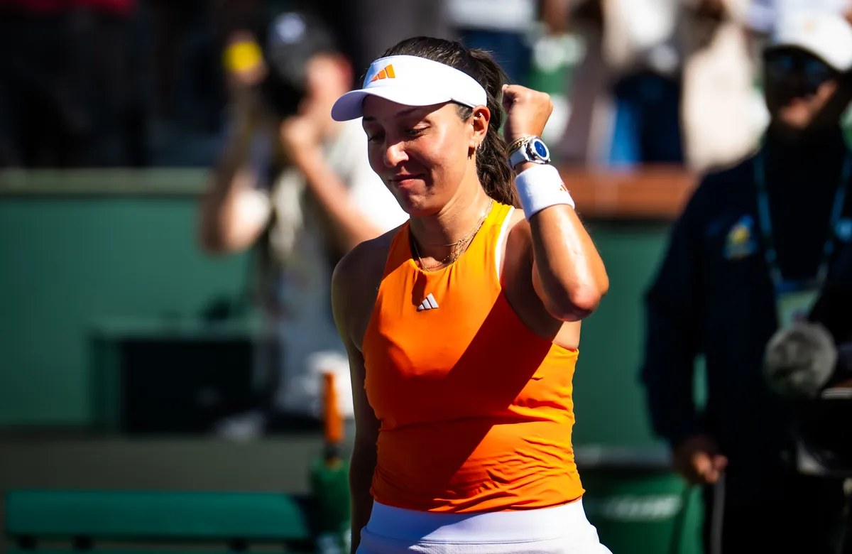 Belinda Bencic Faces Upset at Indian Wells as Jessica Pegula Claims First Victory