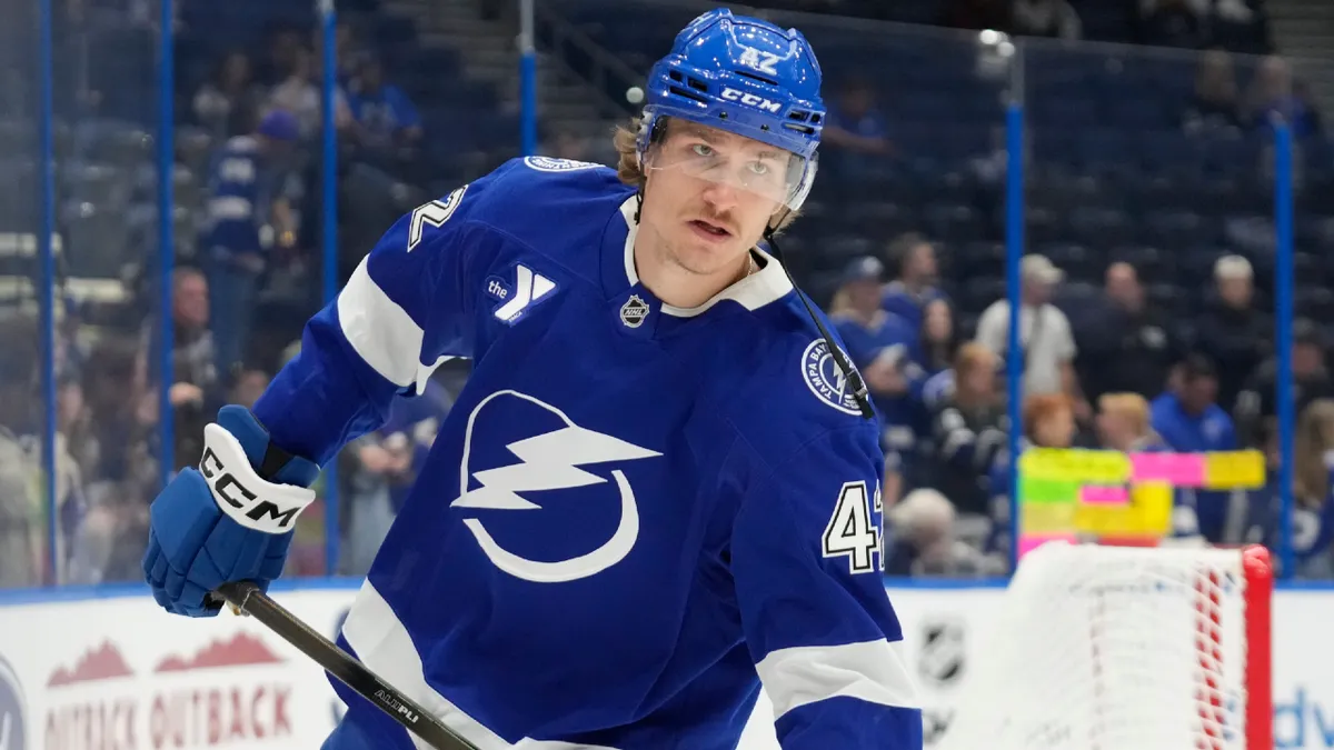 Curtis Douglas Joins Vancouver Canucks