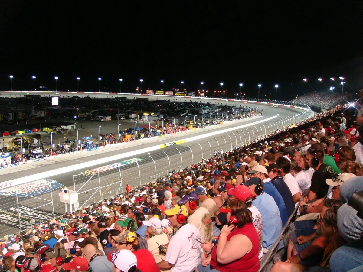 Darlington raceway: What Happened at  During the Goodyear 400?