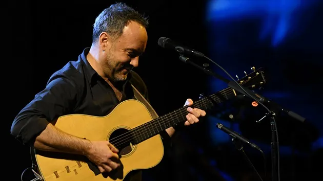 Dave matthews performs on The Late Show with Stephen Colbert