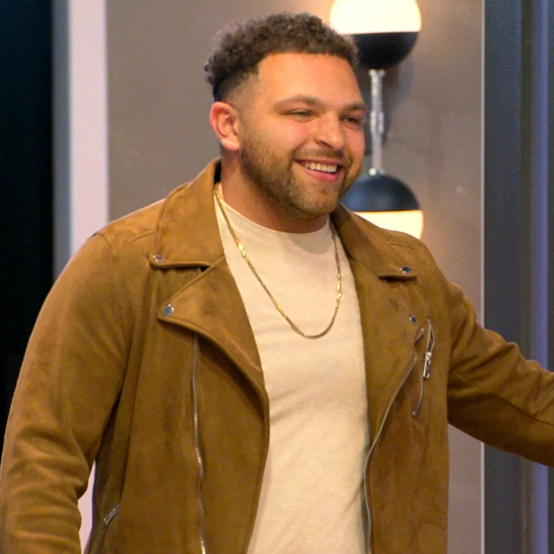 Devonta Love Is Blind: Engagement and Baby News Amidst Relationship Turmoil
