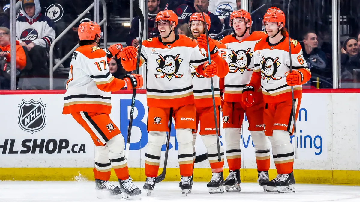 Ducks vs Jets: A Shift in Momentum