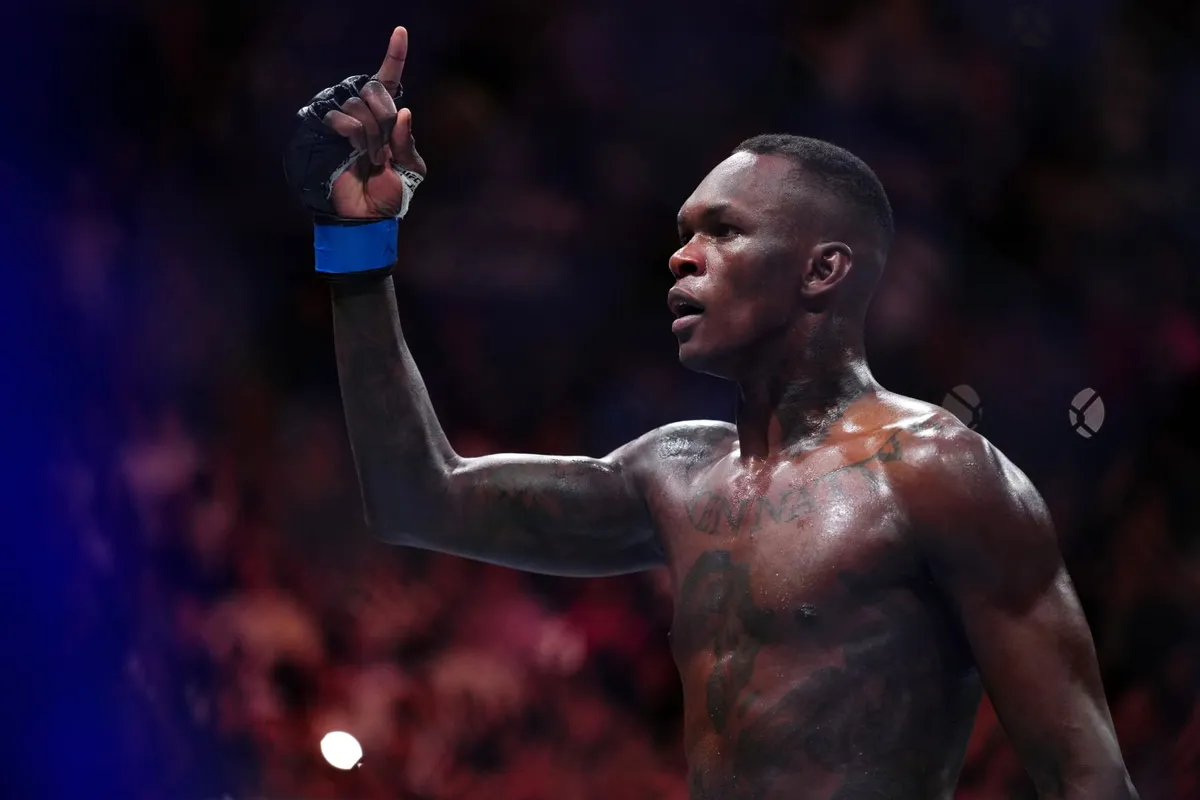 Israel adesanya: Can  Overcome His Losing Streak?
