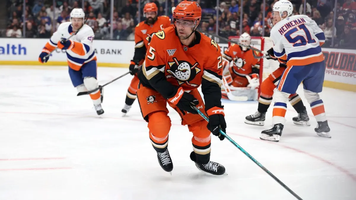 Ryan poehling signs contract extension with anaheim ducks