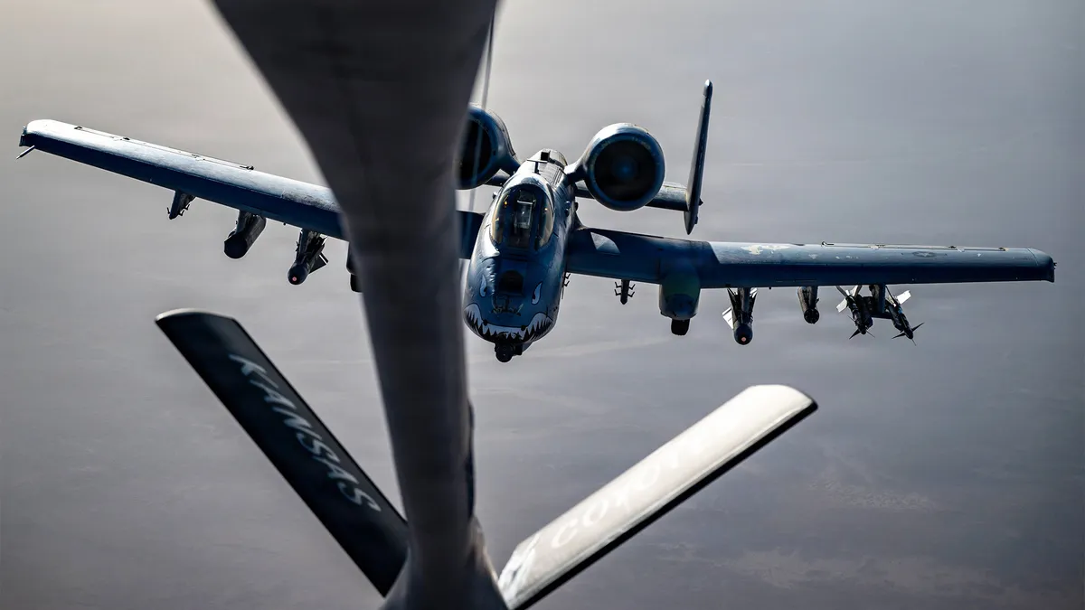 Thunderbolts: A-10 Thunderbolt II Operations in Iraq