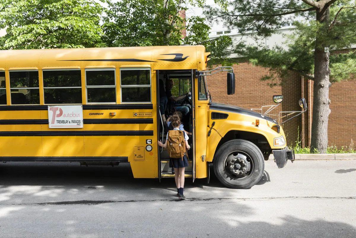 Transport Scolaire Cancelled in Ottawa and Eastern Ontario Due to Freezing Rain